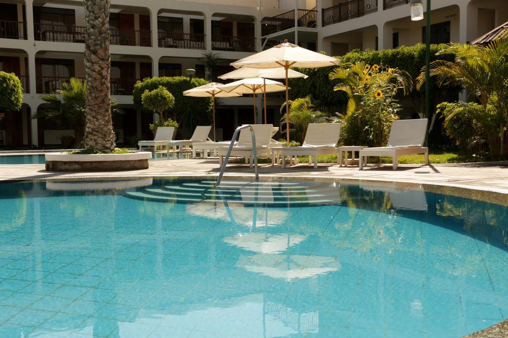 איקה Hotel Villa De Valverde מראה חיצוני תמונה