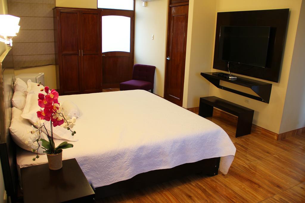 איקה Hotel Villa De Valverde מראה חיצוני תמונה