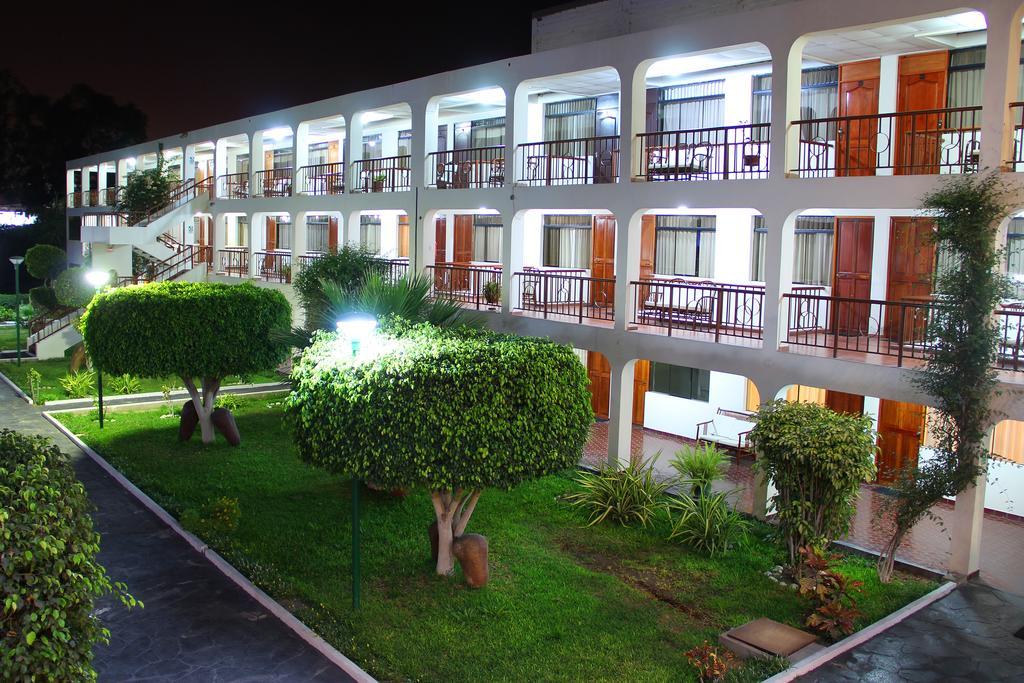 איקה Hotel Villa De Valverde מראה חיצוני תמונה
