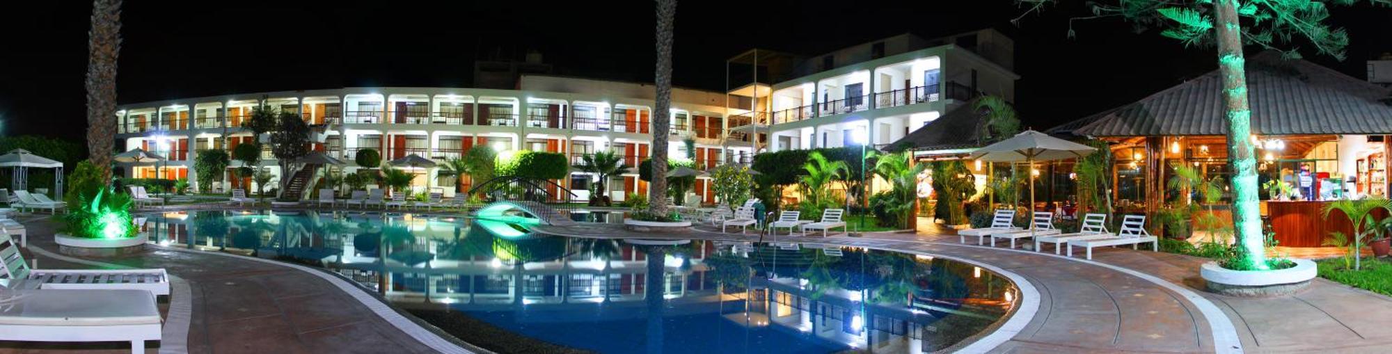 איקה Hotel Villa De Valverde מראה חיצוני תמונה