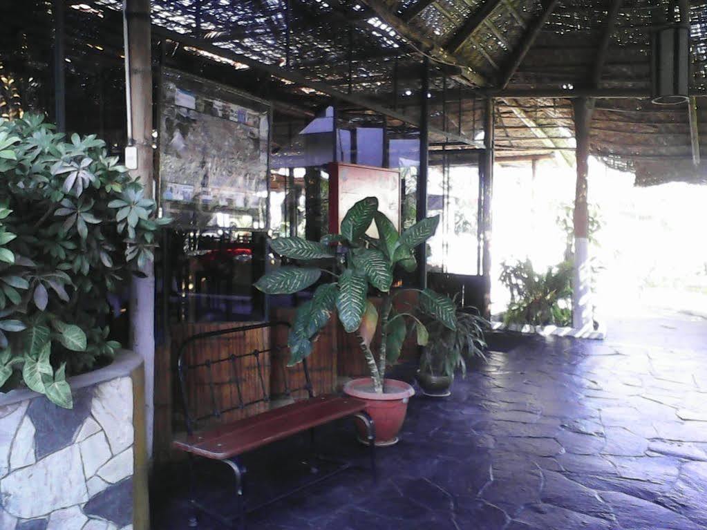 איקה Hotel Villa De Valverde מראה חיצוני תמונה